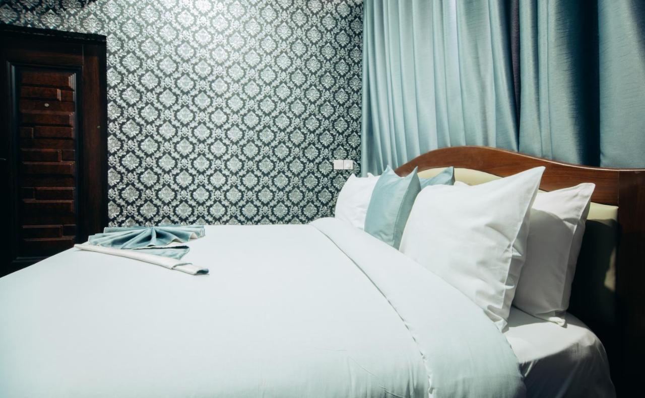 Plus 33 Hotel Nungua Εξωτερικό φωτογραφία