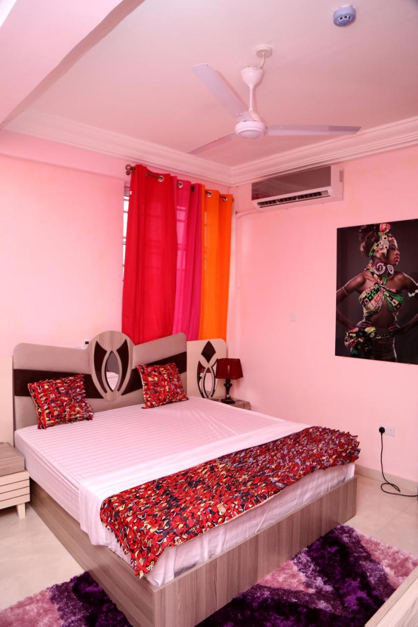 Plus 33 Hotel Nungua Εξωτερικό φωτογραφία