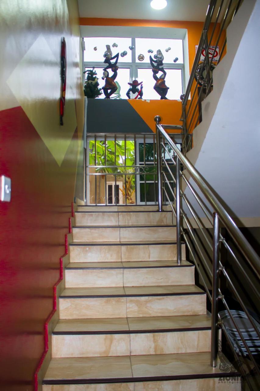 Plus 33 Hotel Nungua Εξωτερικό φωτογραφία