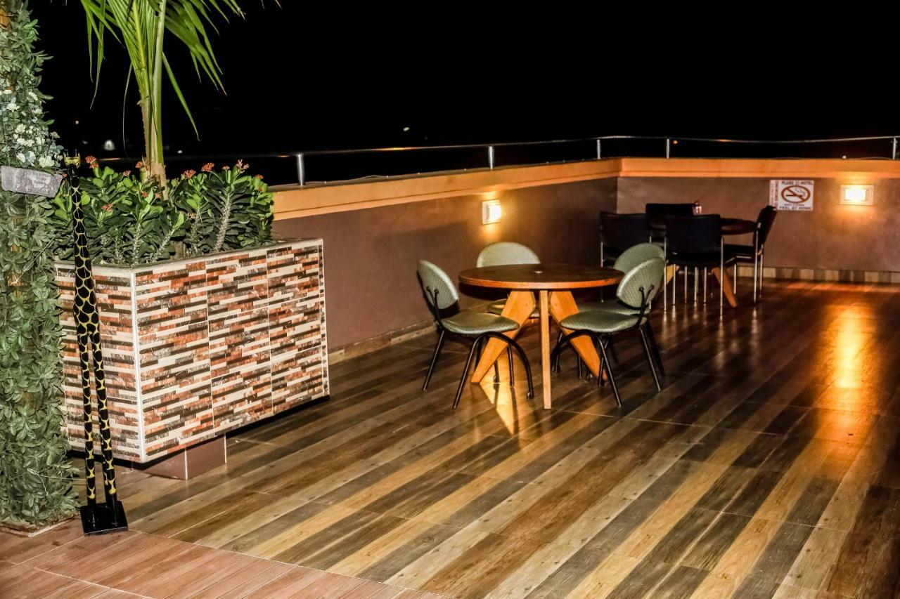 Plus 33 Hotel Nungua Εξωτερικό φωτογραφία